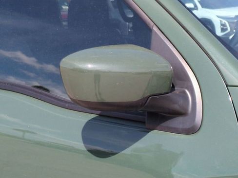 Used 2023 Nissan Frontier Pro-X w/ Technology Package image 12