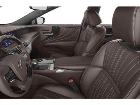 Used 2019 Lexus LS 500 AWD image 9