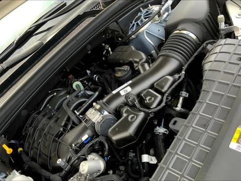 Used 2024 Jeep Grand Cherokee Altitude image 17