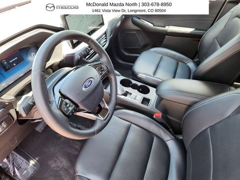 Used 2023 Ford Escape Platinum AWD/4WD image 7