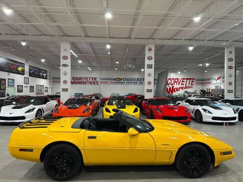 Used 1996 Chevrolet Corvette Convertible RWD image 19