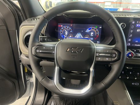 New 2026 Chevrolet Colorado ZR2 w/ Technology Package AWD/4WD image 31