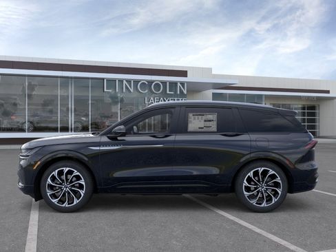 New 2026 Lincoln Nautilus Reserve AWD/4WD image 3