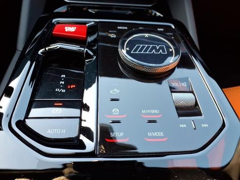 Used 2025 BMW M5 Touring w/ M Driver's Package image 15