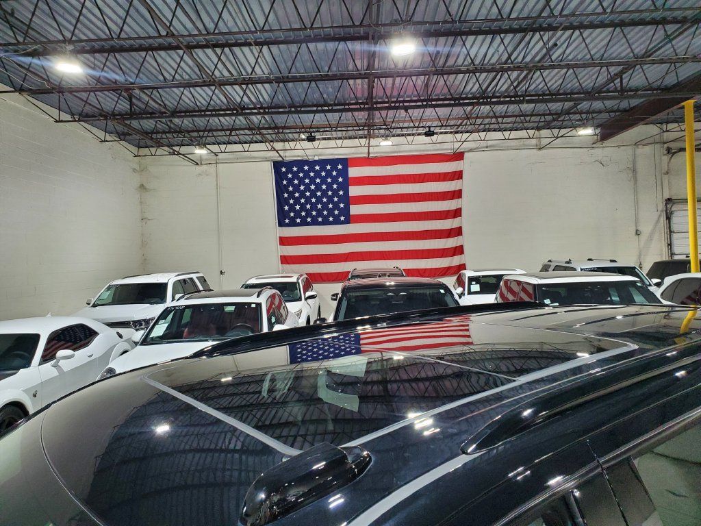 Used 2025 Cadillac Escalade Sport Platinum w/ LPO, Floor Liner Package AWD/4WD image 50