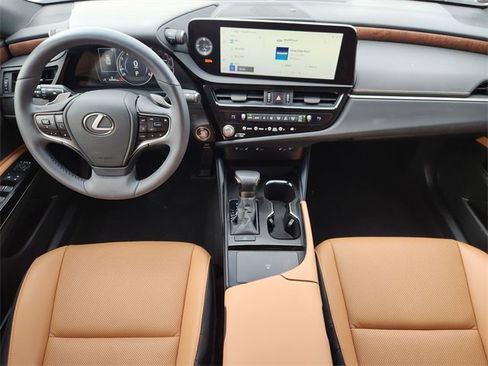 Used 2023 Lexus ES 350 350 image 4