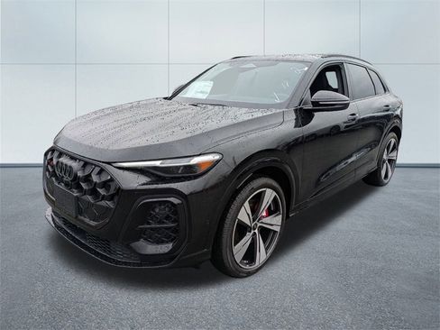 New 2025 Audi SQ5 Premium Plus image 7