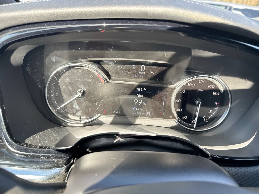 Used 2024 Cadillac XT6 Luxury AWD/4WD image 21