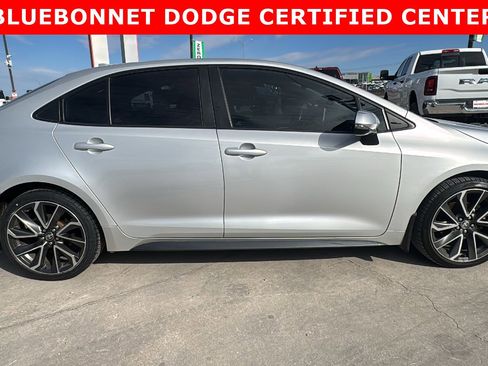 Used 2020 Toyota Corolla SE image 4