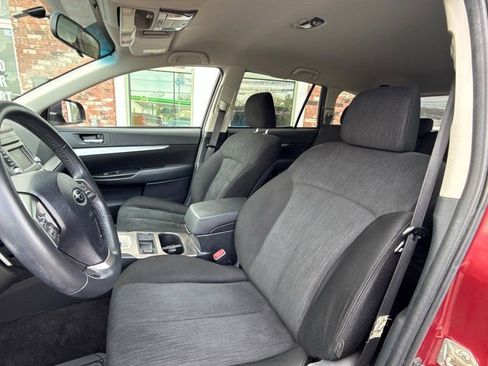Used 2014 Subaru Outback 2.5i Premium AWD/4WD image 11