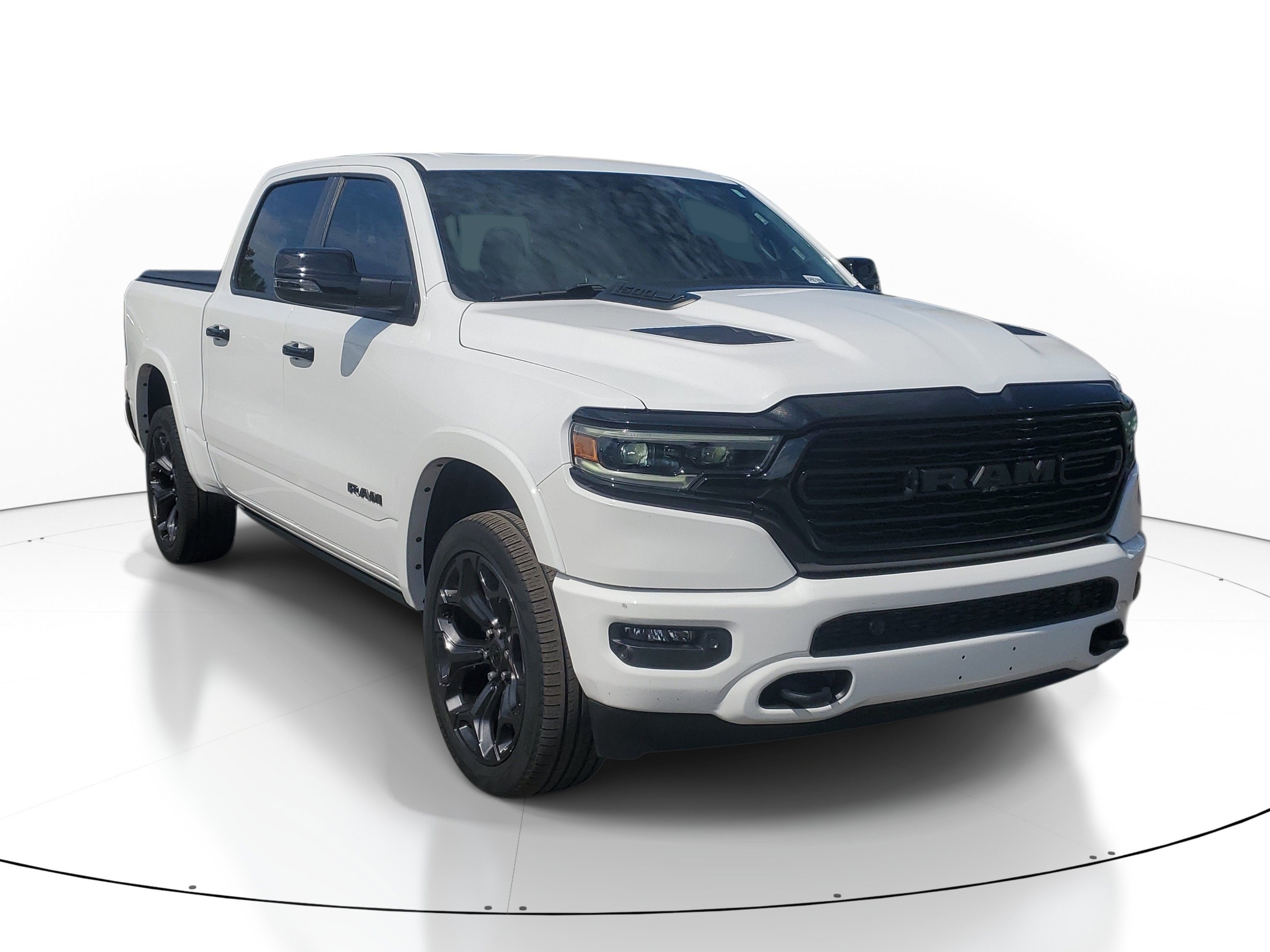 Used 2023 RAM 1500 Limited AWD/4WD image 2