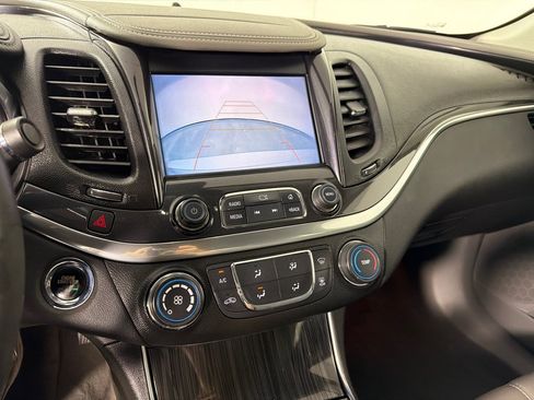 Used 2018 Chevrolet Impala LS FWD image 15
