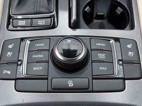 Used 2017 Genesis G80 3.8 w/ Option Group 03 image 39