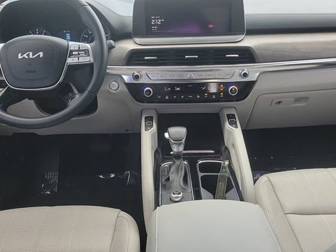 Used 2022 Kia Telluride EX FWD image 26
