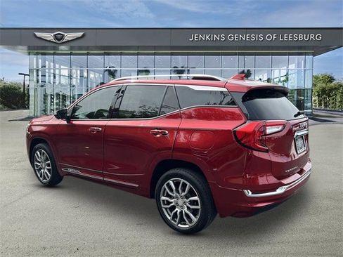 Used 2022 GMC Terrain Denali w/ Denali Premium Package image 6