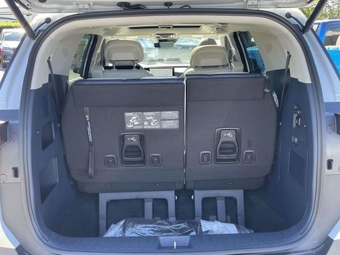 New 2026 Kia Carnival SX Prestige image 19