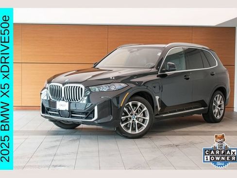 Used 2025 BMW X5 xDrive50e AWD/4WD image 1