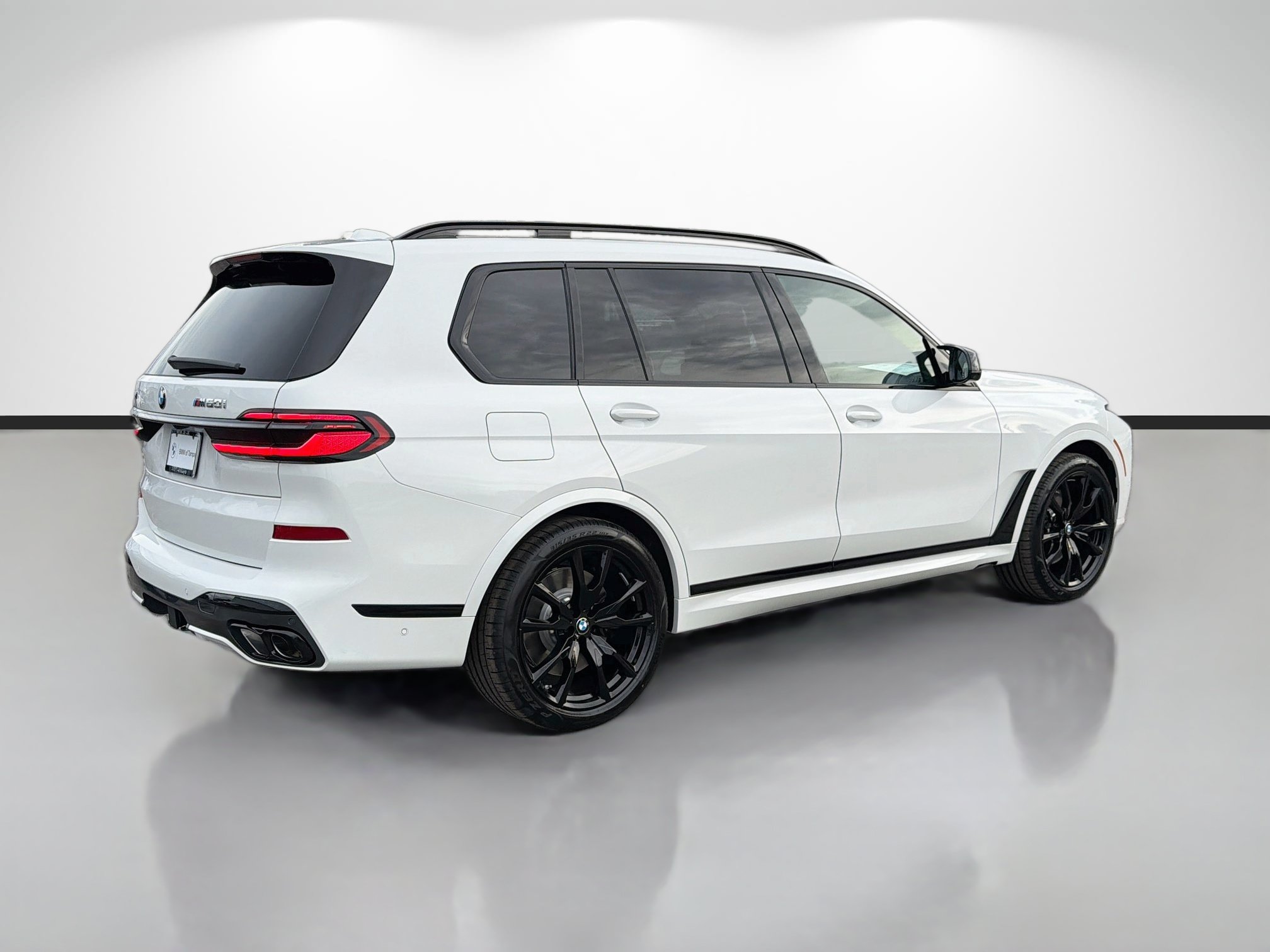 New 2027 BMW X7 M60i AWD/4WD image 3