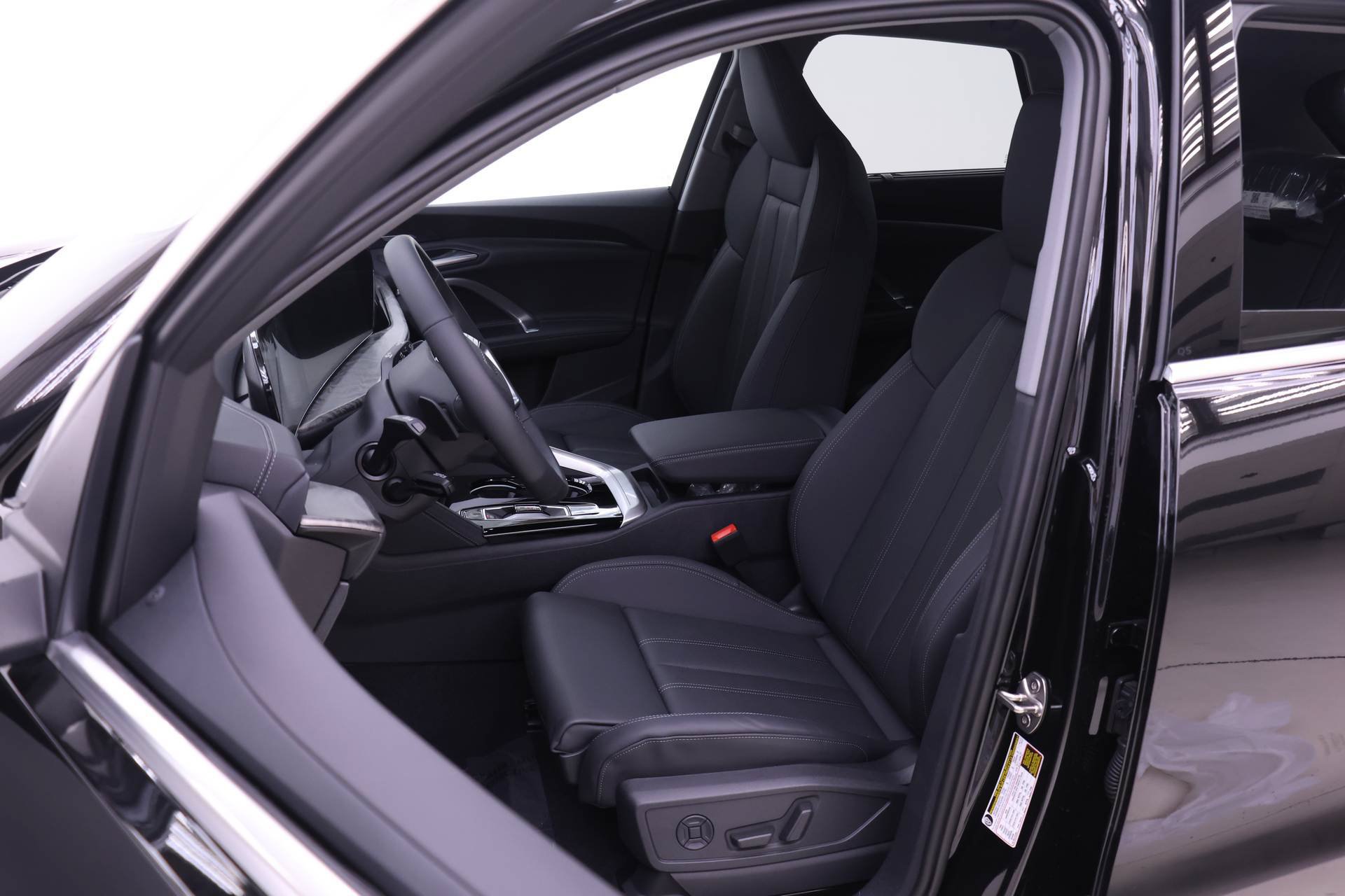 New 2026 Audi Q5 Premium Plus AWD/4WD image 7