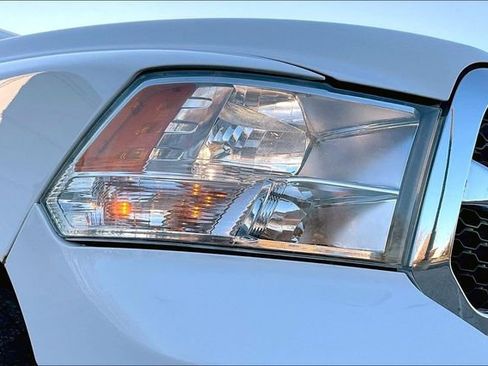 Used 2017 RAM 1500 ST w/ SXT Appearance Group image 30