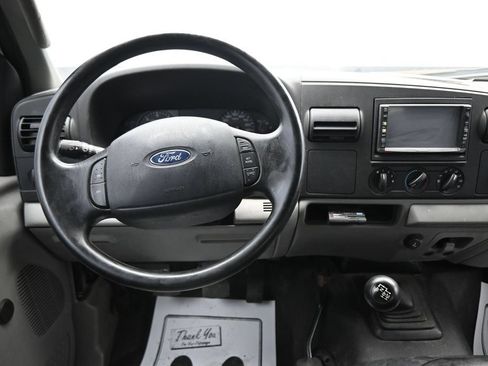 Used 2006 Ford F350 XLT AWD/4WD image 13