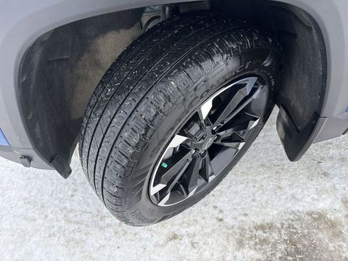 Certified 2025 Chevrolet Equinox RS w/ Safety and Technology Package image 14