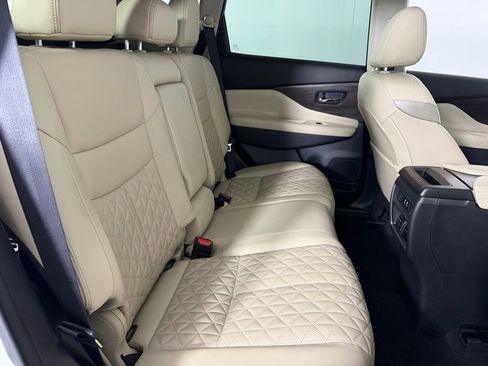 Used 2024 Nissan Murano Platinum w/ Cargo Package image 32