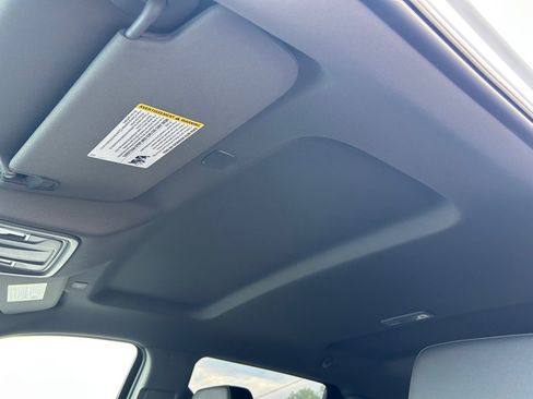 Used 2025 Chevrolet Silverado 3500 W/T w/ WT Convenience Package image 18