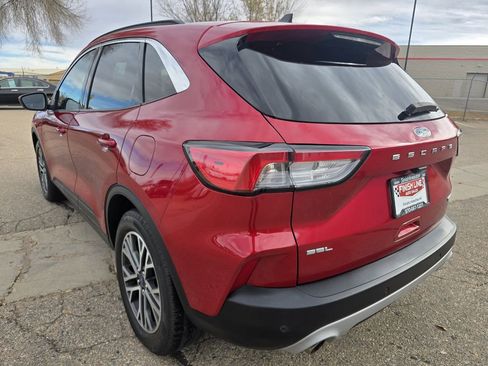 Used 2020 Ford Escape SEL image 7