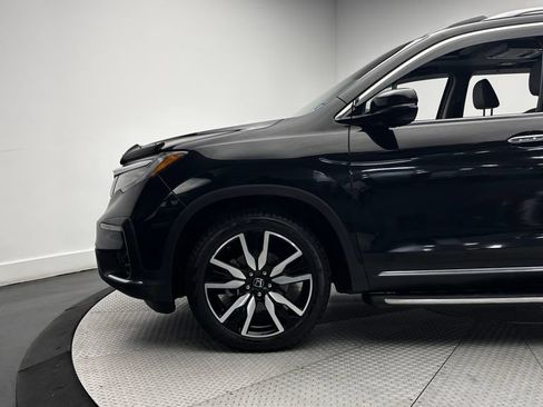 Used 2019 Honda Pilot Elite image 4