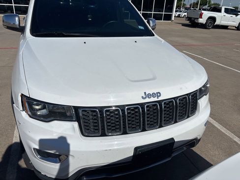 Used 2017 Jeep Grand Cherokee Limited image 5