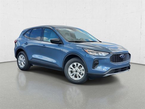 New 2026 Ford Escape Active w/ Cold Weather Package image 2