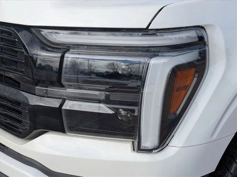 Used 2024 Ford F150 Platinum w/ Equipment Group 702A High image 7