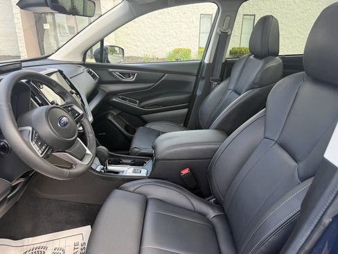 Used 2025 Subaru Ascent Limited AWD/4WD image 18