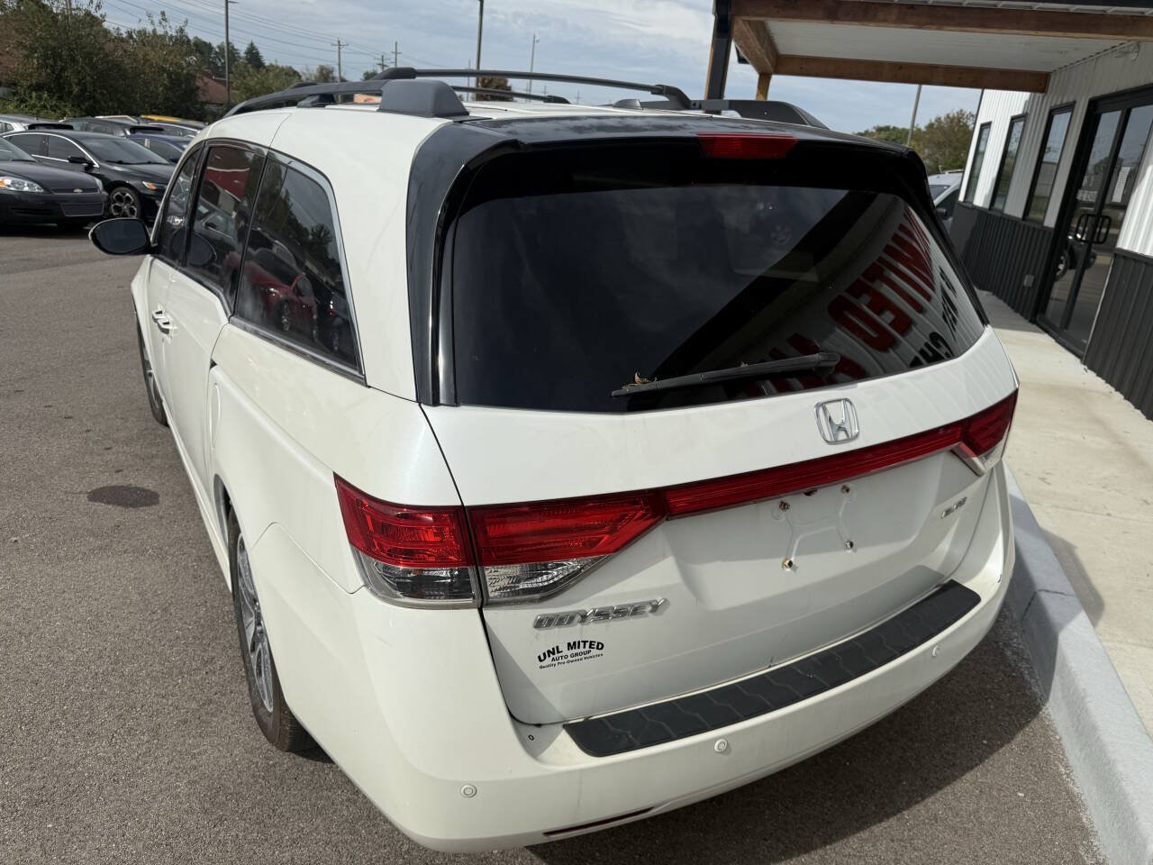 Used 2014 Honda Odyssey Touring Elite image 24