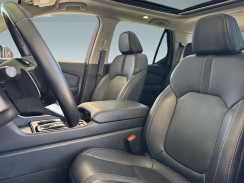 Used 2024 Honda Pilot Touring image 5