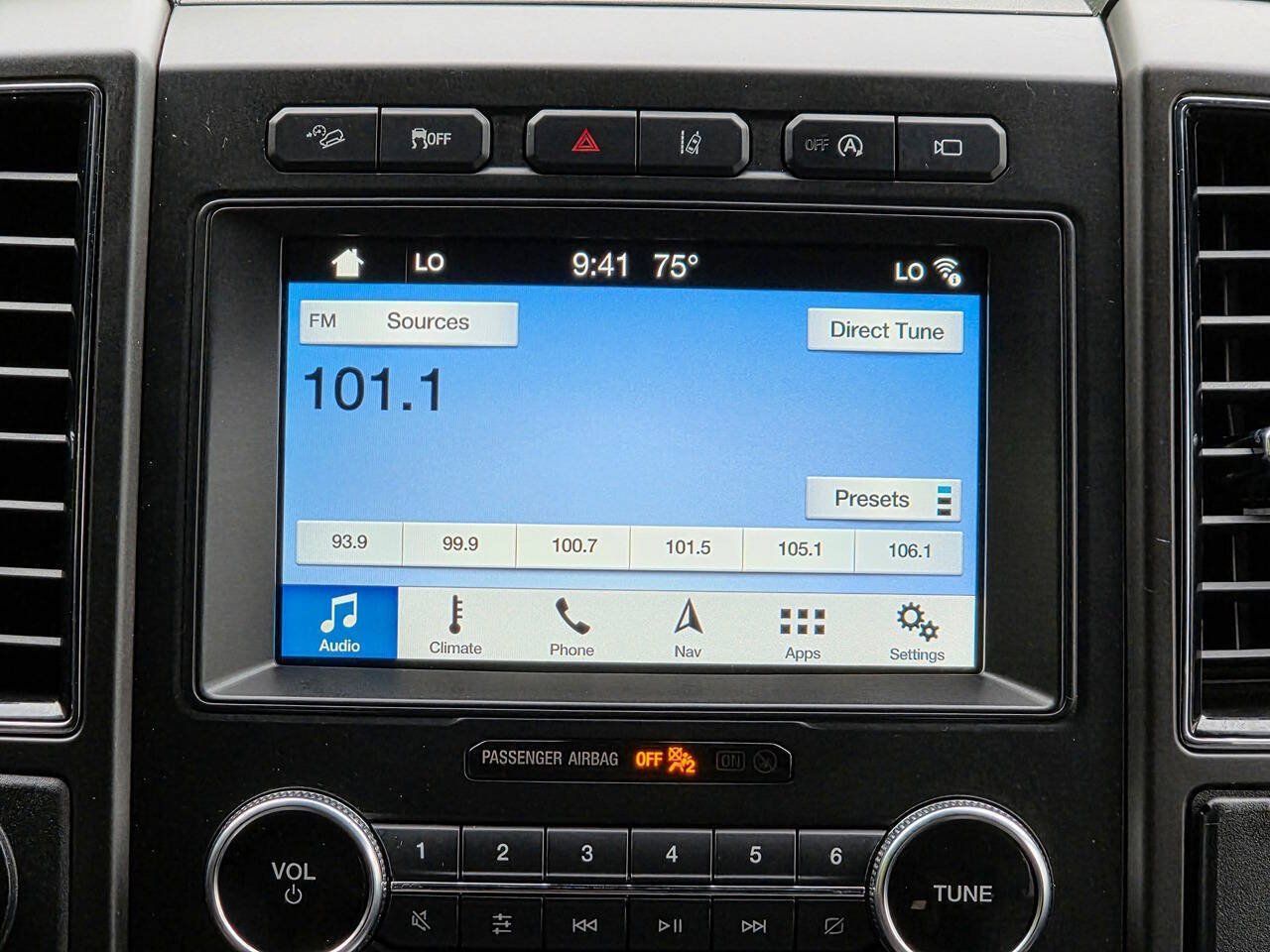 Used 2019 Ford Expedition Limited w/ Equipment Group 303A AWD/4WD image 26