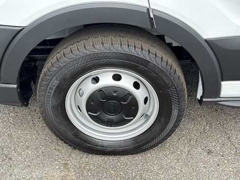 New 2026 Ford Transit 250 148 Medium Roof w/ Load Area Protection Package image 32