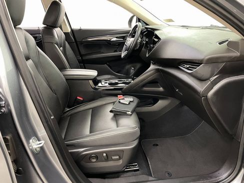 Used 2021 Buick Envision Essence w/ Technology Package I image 38