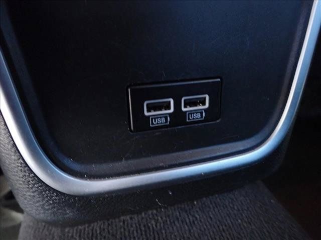 Used 2023 Dodge Charger SXT RWD image 9
