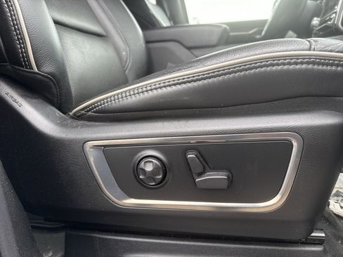 Used 2020 RAM 1500 Limited image 15