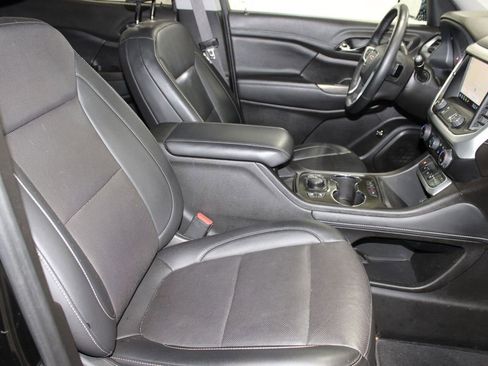 Used 2023 GMC Acadia SLT w/ Elevation Edition image 19