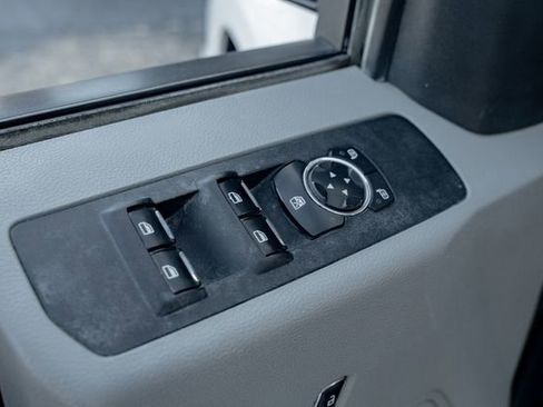 Used 2018 Ford F250 XL w/ Power Equipment Group image 22