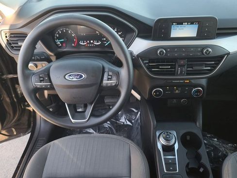 Used 2021 Ford Escape S image 16