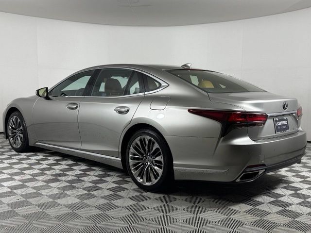 Used 2022 Lexus LS 500 w/ Accessory Package (Z2) RWD image 7