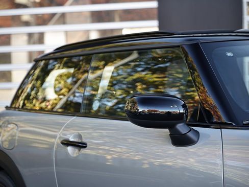 New 2026 MINI Cooper 2-Door Hardtop image 3