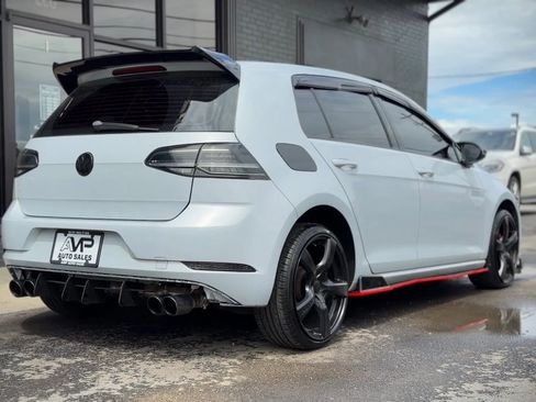 Used 2021 Volkswagen Golf 4-Door FWD image 2