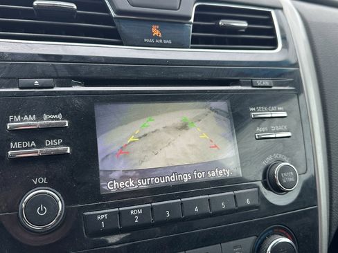 Used 2015 Nissan Altima 2.5 S w/ Special Edition Package image 29