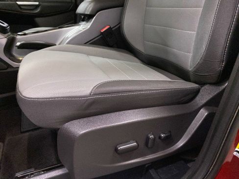 Used 2016 Ford Escape SE w/ Equipment Group 201A image 17