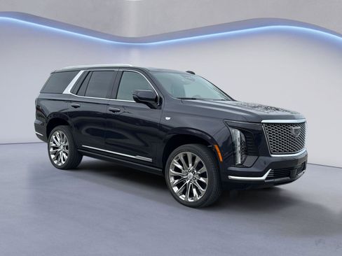 New 2026 Cadillac Escalade Luxury w/ LPO, Radiant Package image 1